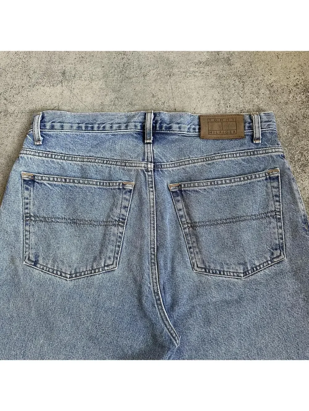 Vintage Y2K Tommy Hilfiger Blue Carpenter Baggy Denim Jeans Shorts Jorts